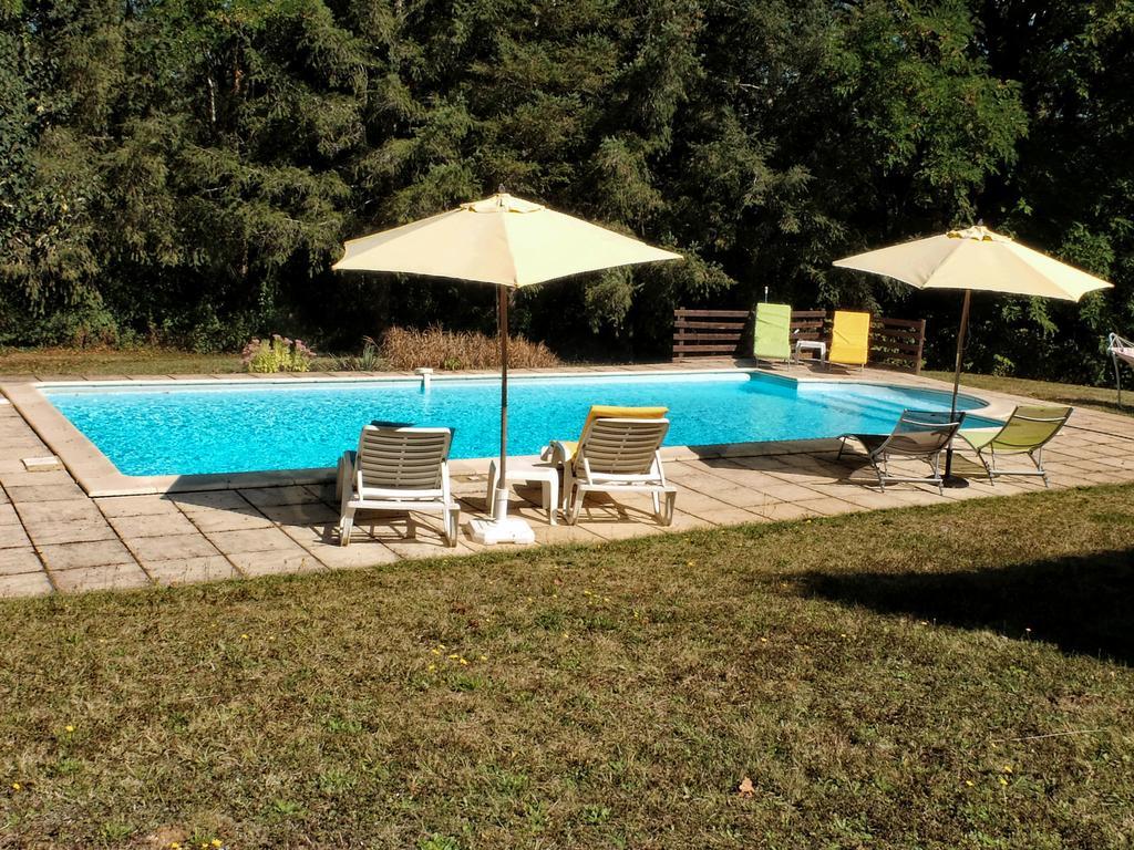 Holiday Home In The Lot With Beautiful Private Swimming Pool And Fantastic View Anglars-Nozac Extérieur photo